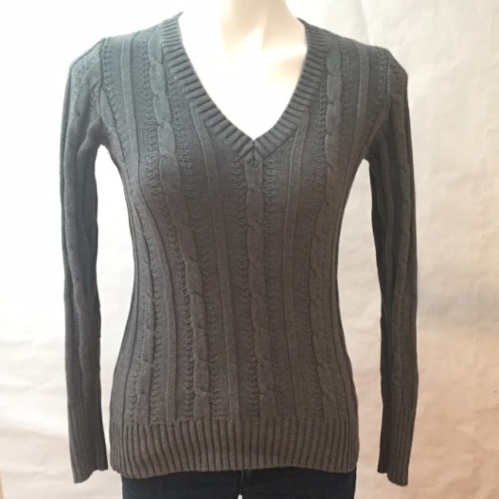 Old Navy Gray V-Neck Sweater Size S Small